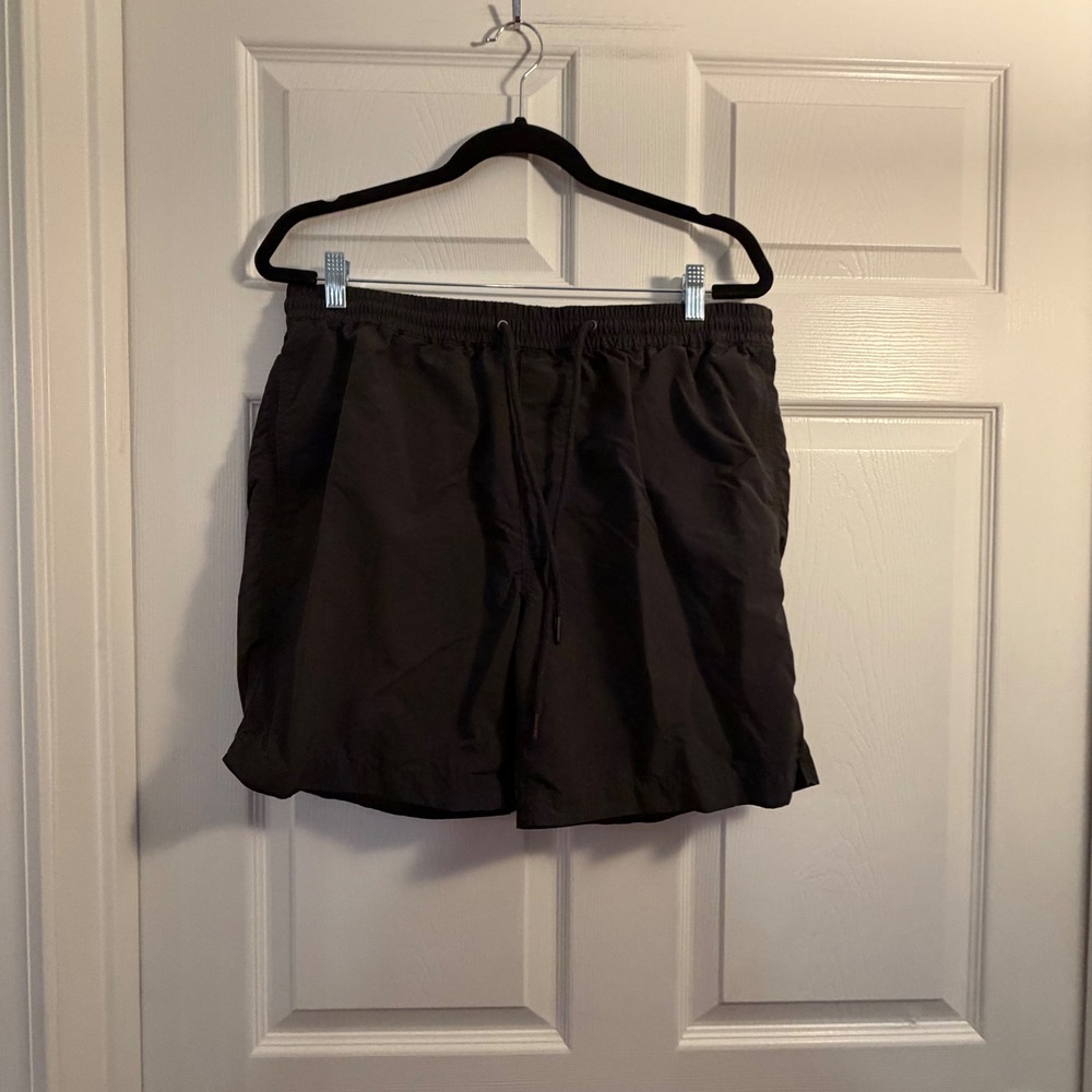 Madewell Mens Nylon Shorts Black Large Minimalist Athletic Casual Summer Beach